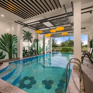 4* Hotel Old Town